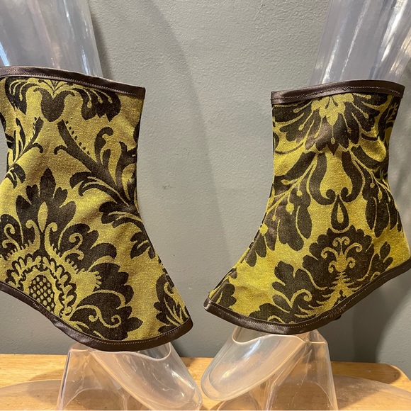 Green brocade Victorian snap on gaiters waterproof steampunk spats - Picture 3 of 10